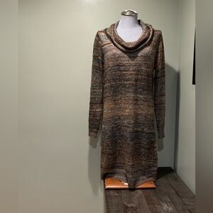 Max Studio NWOT Cowl Neck,  Sweater Dress.  Size Large